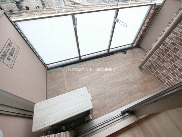 バルコニー　同仕様写真となります。