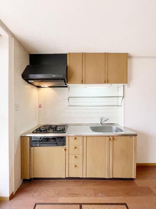 キッチン　コンロ付きのキッチンです。