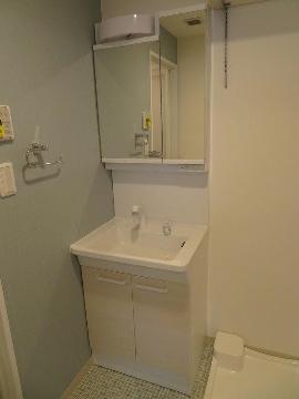 洗面設備　洗髪洗面化粧台