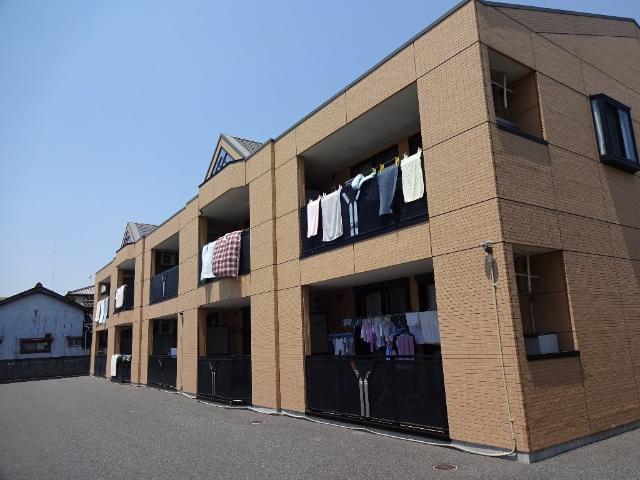 建物外観　外観写真（昼）