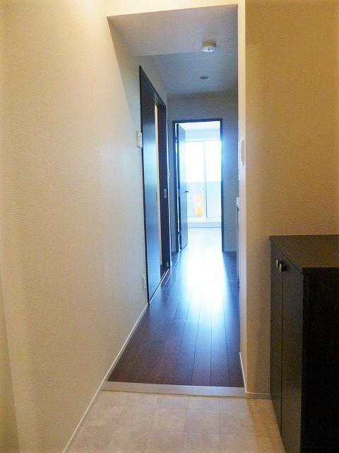 玄関　ゆったりとした玄関です