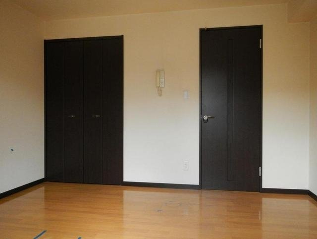 居室・リビング　別号室参考画像