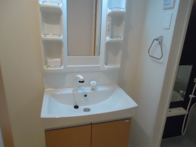 洗面設備　洗髪洗面化粧台