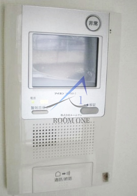 セキュリティ　モニター付きインターホンです。