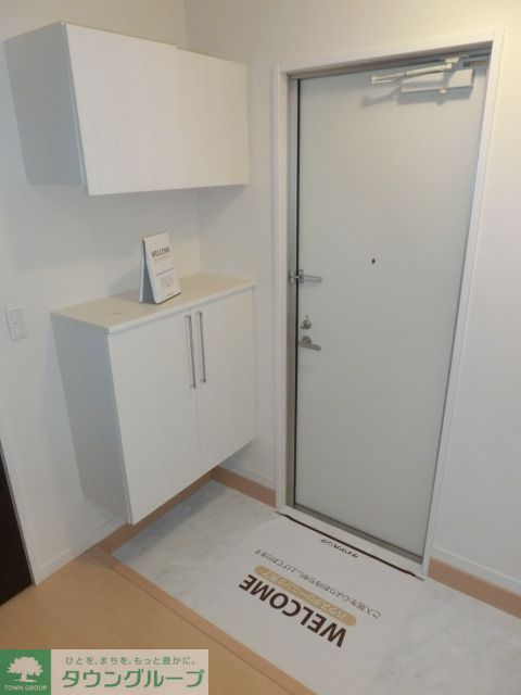 玄関　玄関スペース、シューズボックス付