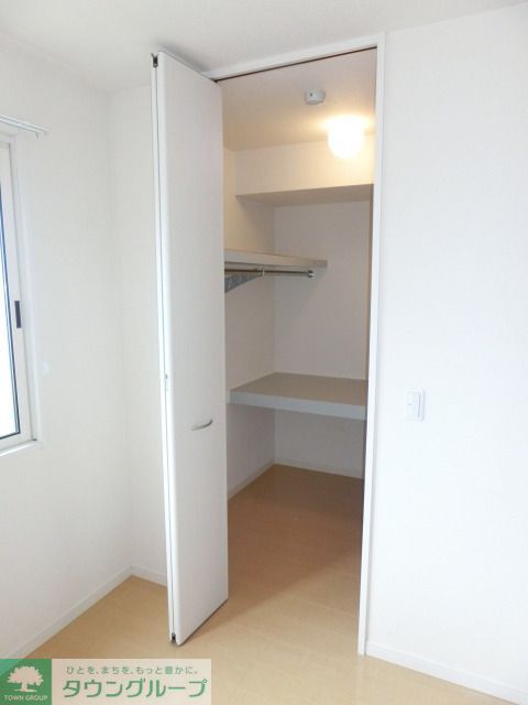 収納　ウォークインクローゼット