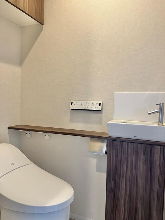 トイレ　コンパクトで使いやすいトイレです