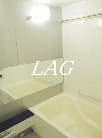 バス・シャワールーム　お風呂です。