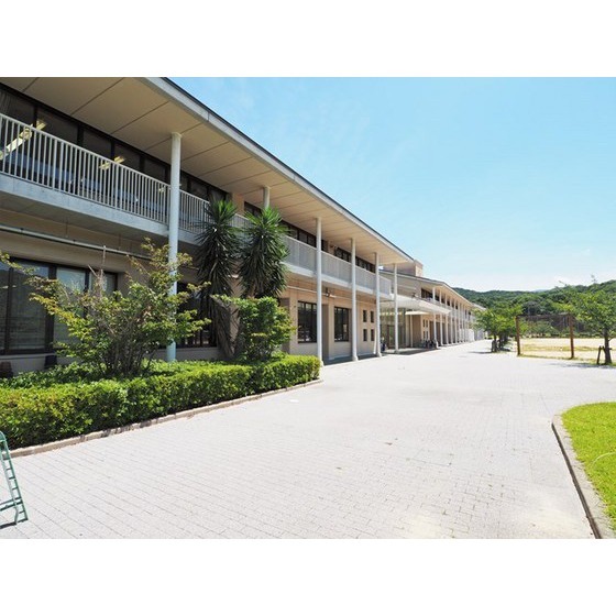 中学校　下関市立夢が丘中学校（中学校）まで2638m