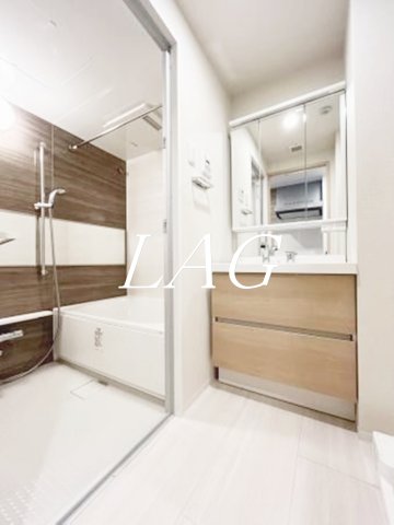 洗面設備　独立洗面台です。