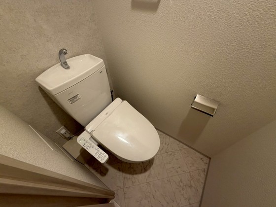 トイレ　※別部屋の写真です