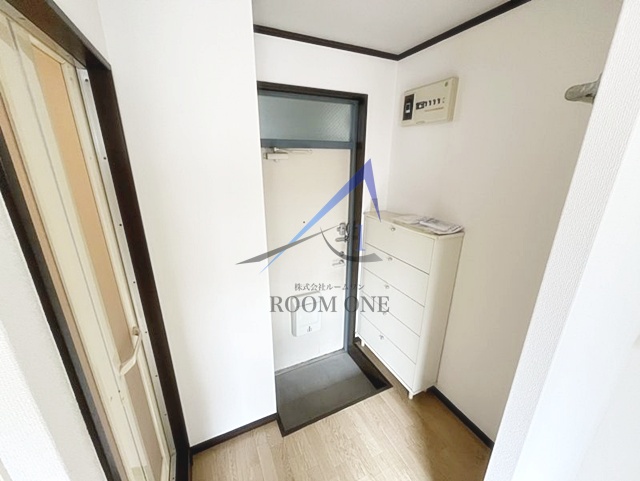 玄関　玄関です。