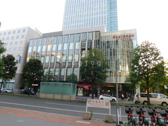 ショッピングセンター　赤れんがテラス（ショッピングセンター）まで800m