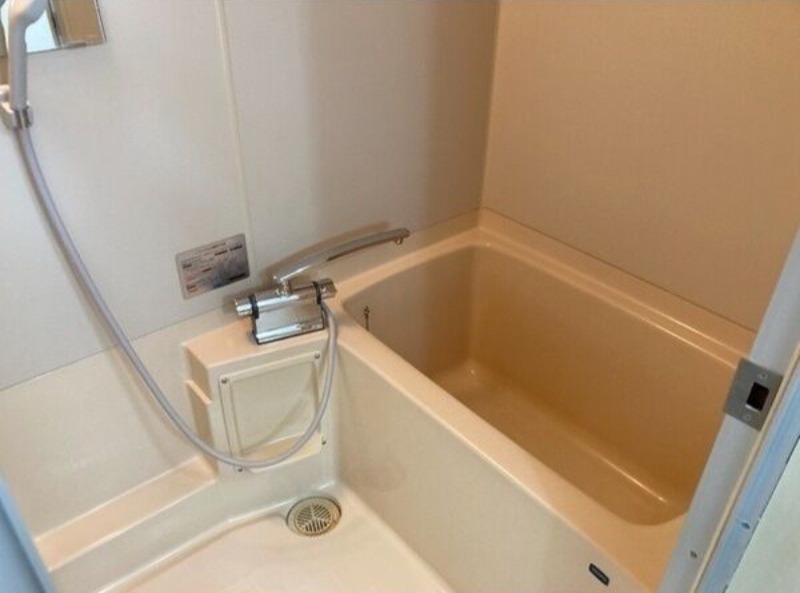 バス・シャワールーム　図面と現状に相違がある場合には現状を優先