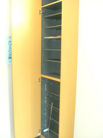 玄関　シューズボックス