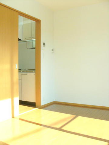 居室・リビング　日当たり良好