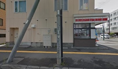 コンビニ　セイコーマート美園駅前店（コンビニ）まで292m