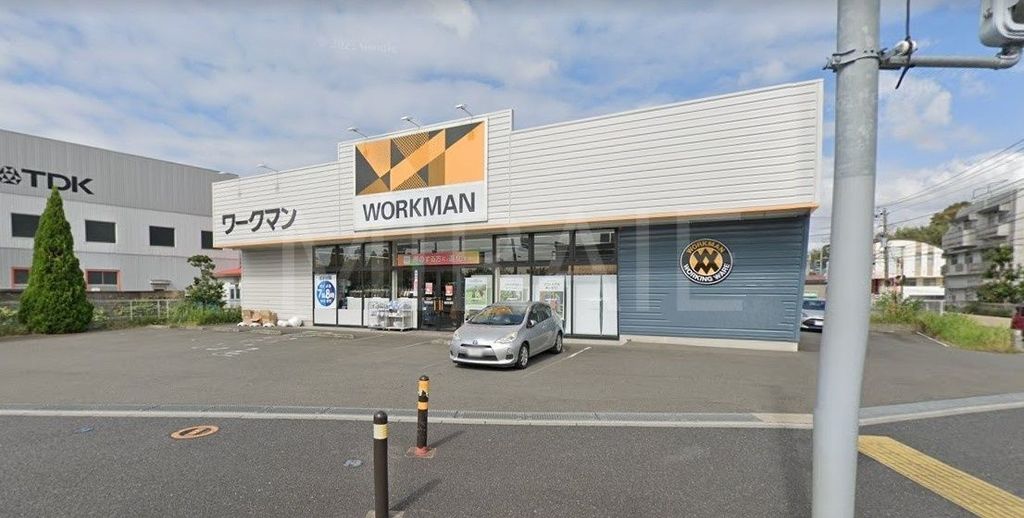 ショッピングセンター　ワークマン横浜新羽店（ショッピングセンター）まで760m
