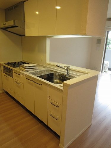 キッチン　※別号室参考写真