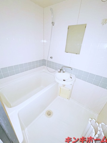 バス・シャワールーム　写真は別のお部屋です。※現況を優先します