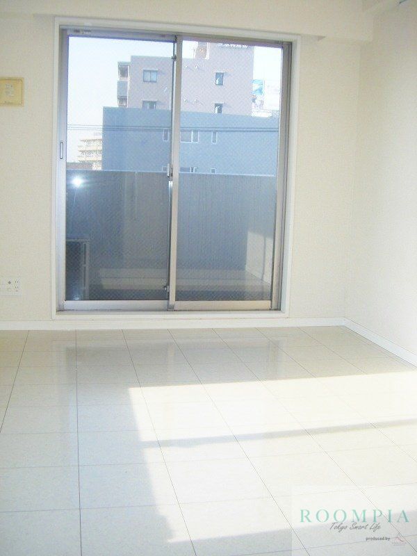 居室・リビング　物件画像