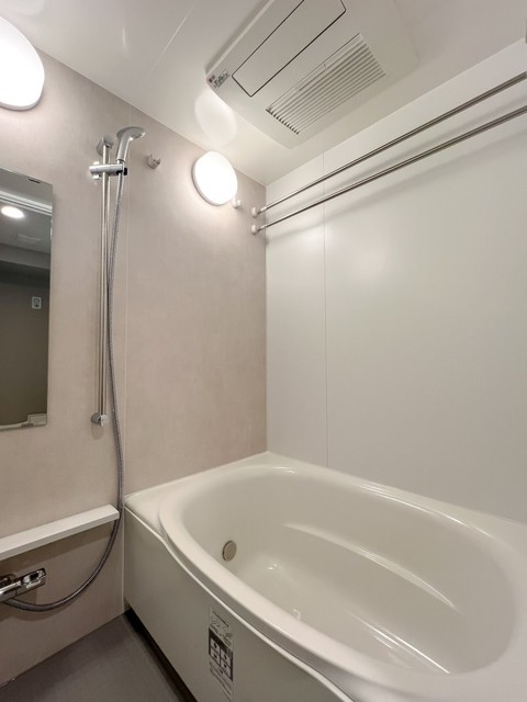 バス・シャワールーム　※写真は同タイプ住戸です。