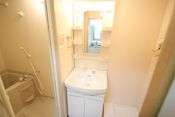 洗面設備　※別部屋の写真です