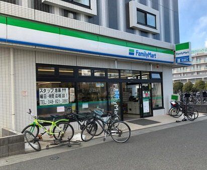 コンビニ　ファミリーマート西大宮駅南口店（コンビニ）まで260m