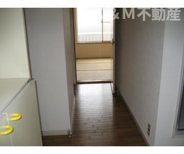 玄関　収納もある玄関です