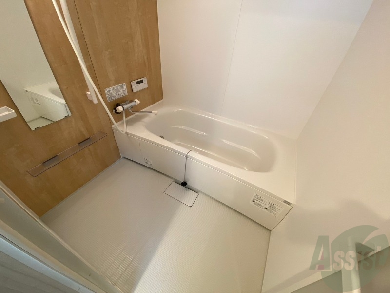 バス・シャワールーム　疲れを癒すには湯船でゆっくりするのが良いですよ。