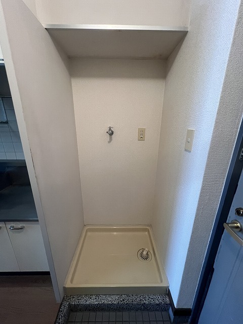 洗面設備　室内洗濯機置場