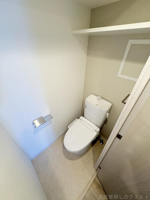 トイレ　（写真は同タイプ）