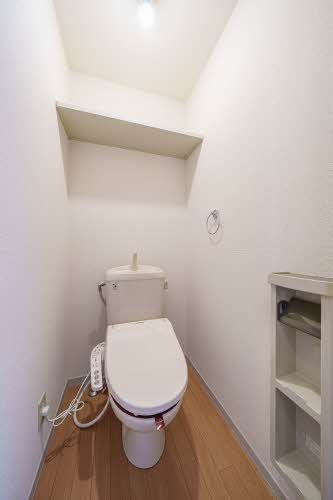 トイレ　トイレ