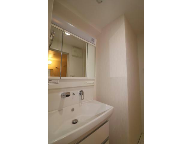 洗面設備　洗面化粧台