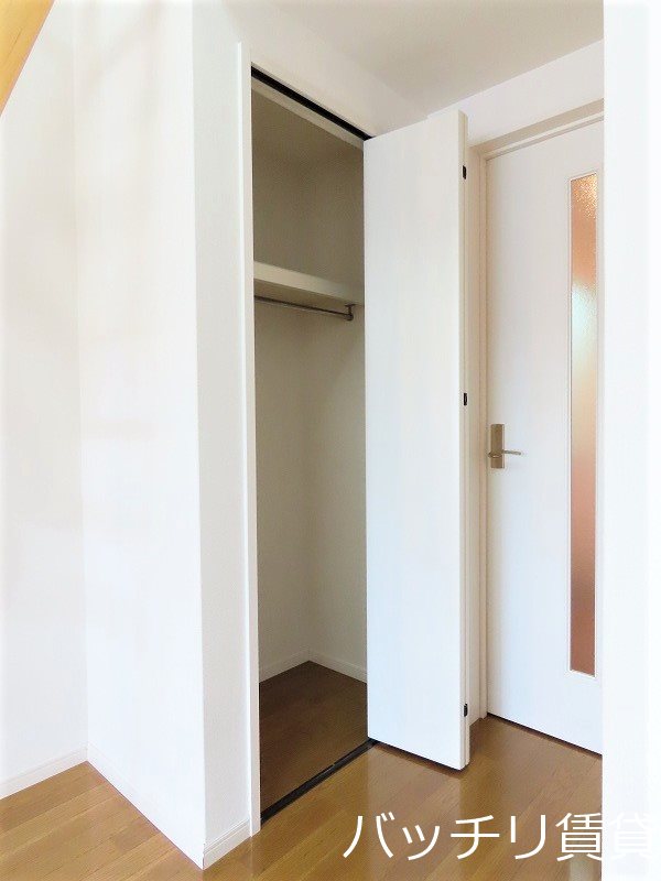 収納　同型イメージの為、現状を優先致します。