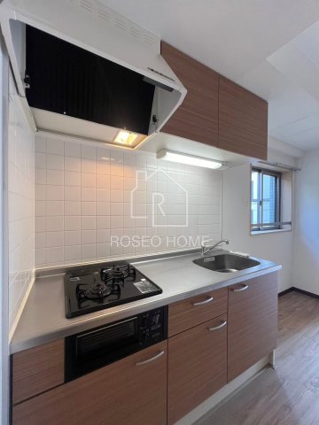 キッチン　同マンション別部屋：参考写真