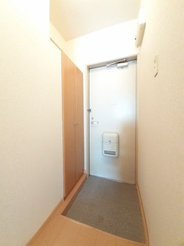 玄関　落ち着いた玄関です