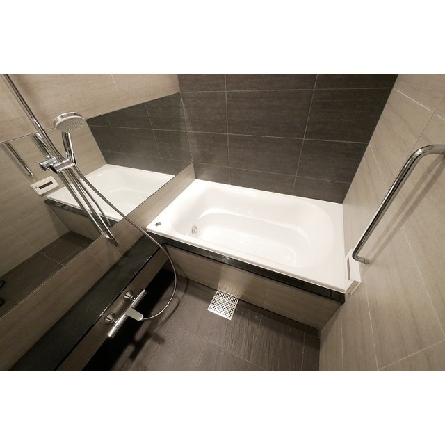 バス・シャワールーム　バス※別部屋参考写真