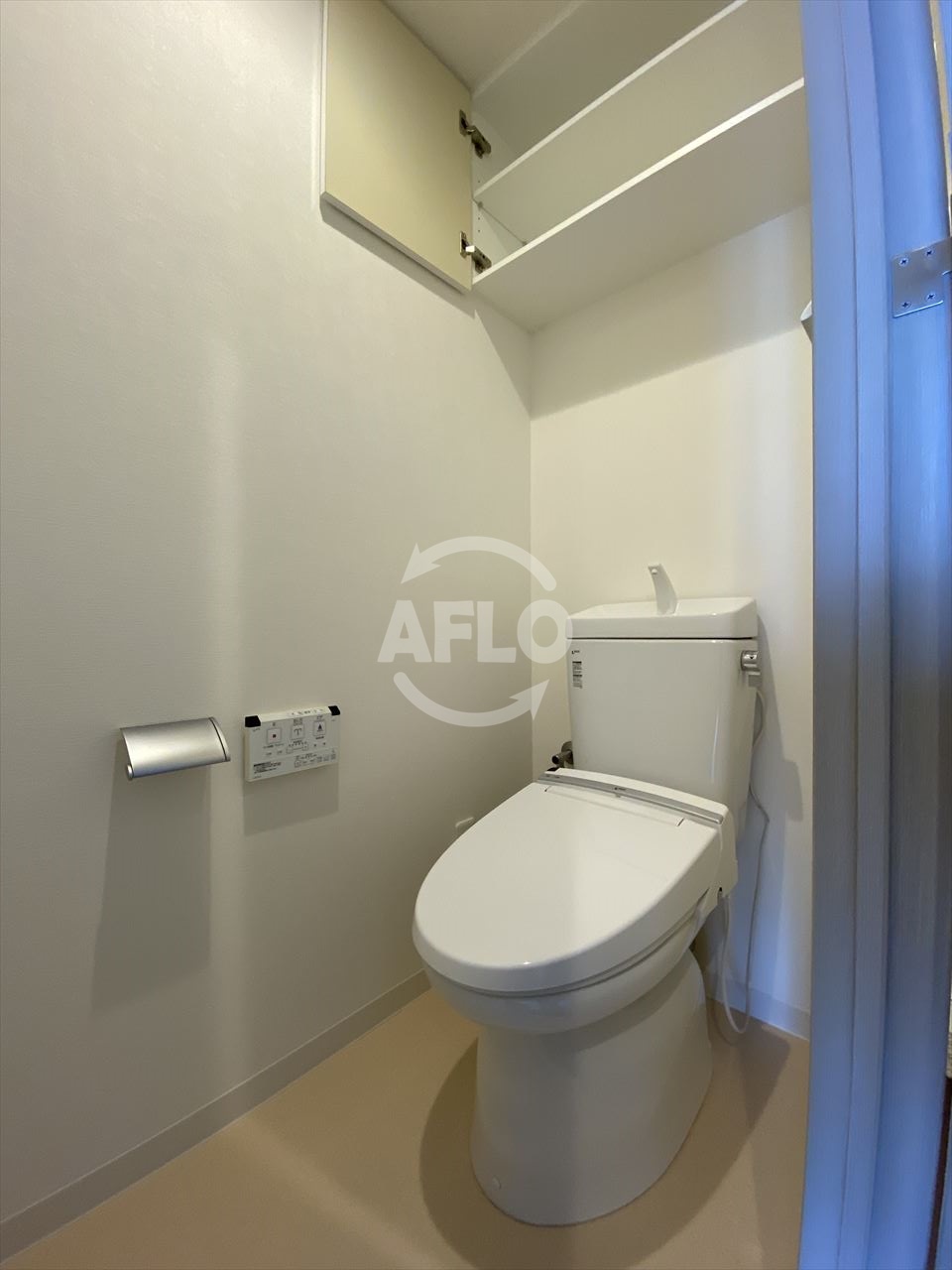 トイレ　アーバンエース五条公園パル　温水洗浄便座