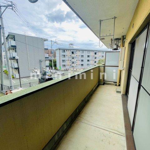 バルコニー　※写真は別号室のものですので現状優先とさせていただきます