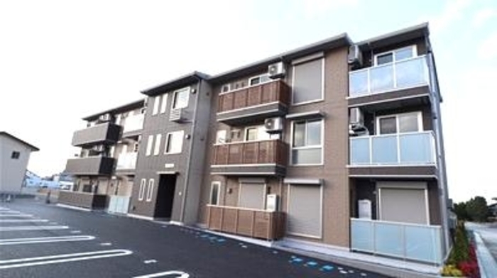 建物外観　落ち着いた雰囲気の外観です