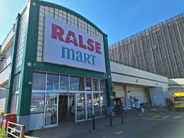 スーパー　ラルズマート北35条店（スーパー）まで646m