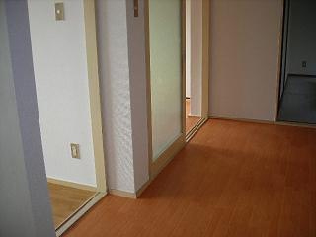 玄関　玄関広めです