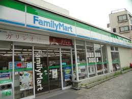 コンビニ　ファミリーマート 目黒本町三丁目店（コンビニ）まで314m