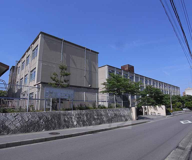 中学校　洛西中学校（中学校）まで573m