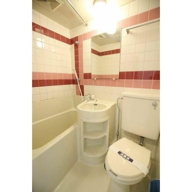 バス・シャワールーム　別部屋参考写真