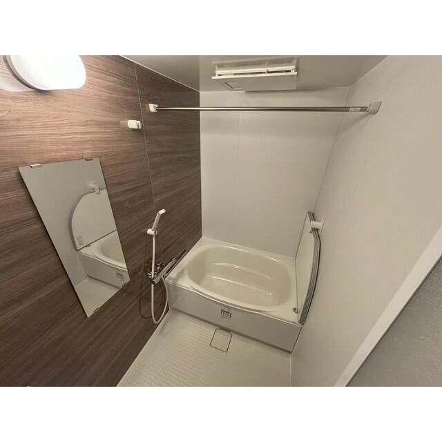 バス・シャワールーム　参考写真(同タイプ・別部屋)