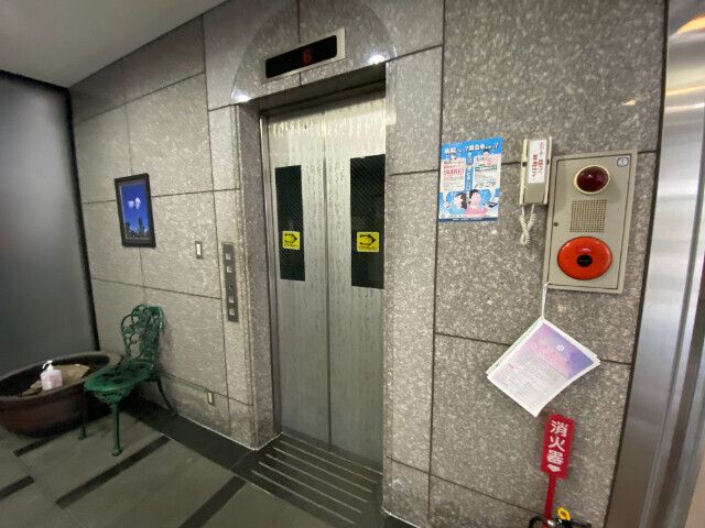 ロビー