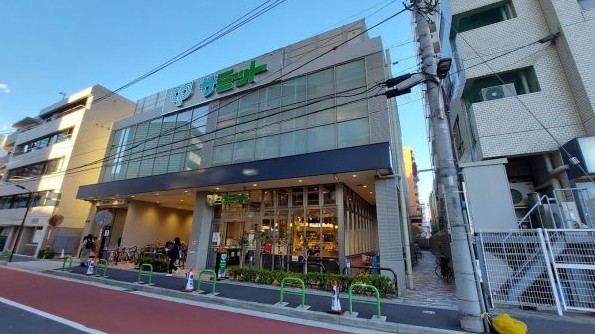 スーパー　サミットストア三田店（スーパー）まで519m