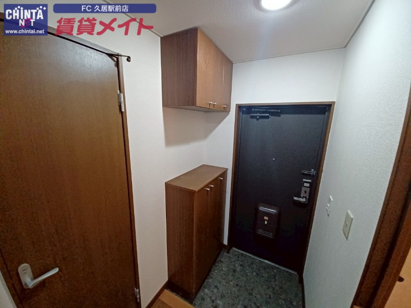 玄関　同型参考写真